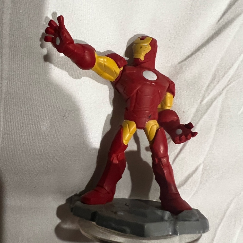 Disney Infinity Marvel Super Heroes 2.0 3.0 Iron Man Figure